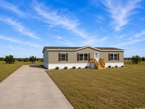 2853 Fm 1333, Poteet, TX 78065