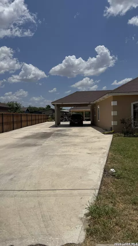 Other - 116 View Dr, Eagle Pass, TX 78852 photo 2 of 12