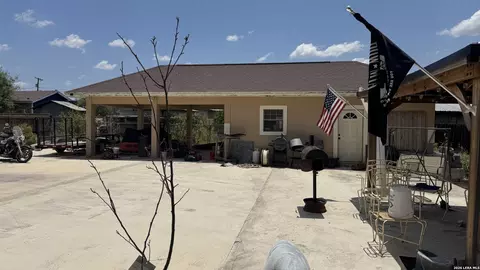 Exterior - 116 View Dr, Eagle Pass, TX 78852 photo 7 of 7