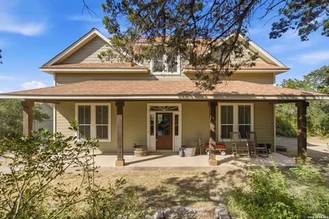 309 County Road 2751, Mico, TX 78056