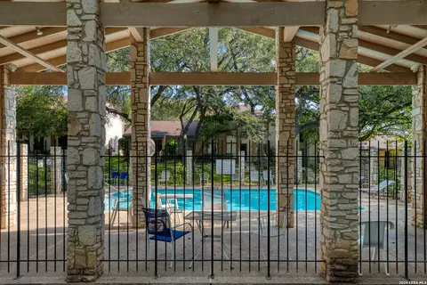 11303 Vance Jackson Rd #G-4, San Antonio, TX 78230