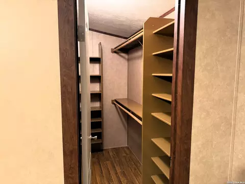 Other - 385 W County Road 5719, Devine, TX 78016 photo 4 of 8