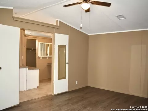 Other - 385 W County Road 5719, Devine, TX 78016 photo 6 of 8