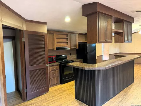 Kitchen - 385 W County Road 5719, Devine, TX 78016 photo 1 of 2