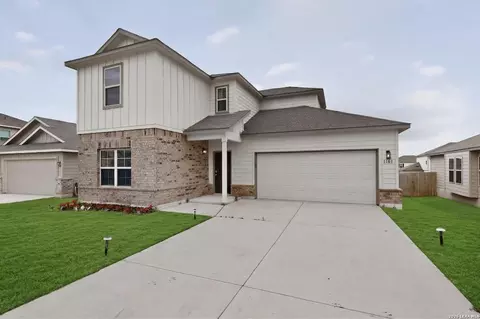 1141 Amber Lk, Seguin, TX 78155
