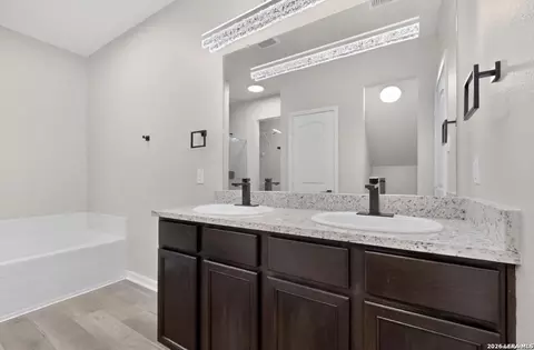 Bath - 15022 Harbor Lndg, Von Ormy, TX 78073 photo 1 of 4