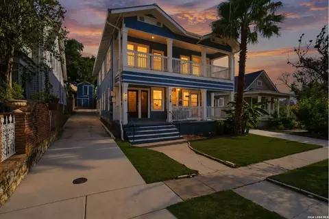 141 E Woodlawn Ave, San Antonio, TX 78212
