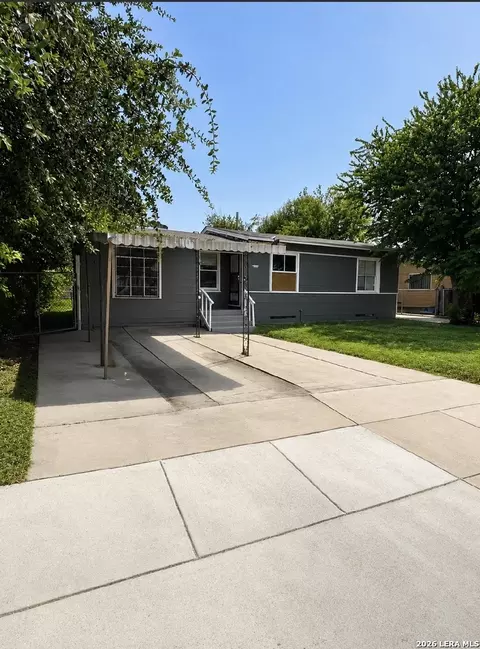 111 Wake Forrest Dr, San Antonio, TX 78228