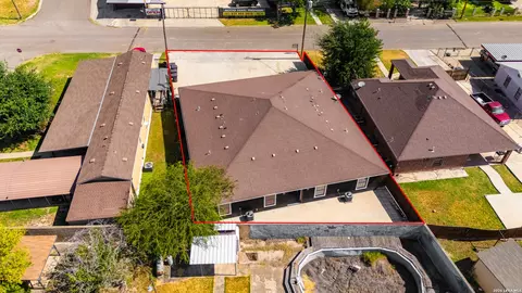 View/Area - 1016 Ritchie Rd, Eagle Pass, TX 78852 photo 3 of 6