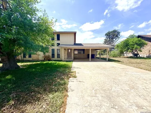 103 Brentwood Dr, New Braunfels, TX 78130
