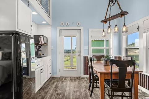 365 Billy Sisson Dr, Johnson City, TX 78636 photo 24