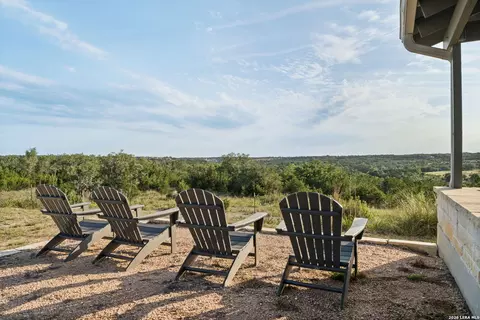 365 Billy Sisson Dr, Johnson City, TX 78636 photo 7