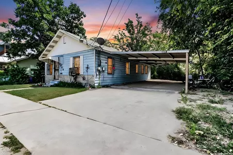 1406 Wyoming St, San Antonio, TX 78203