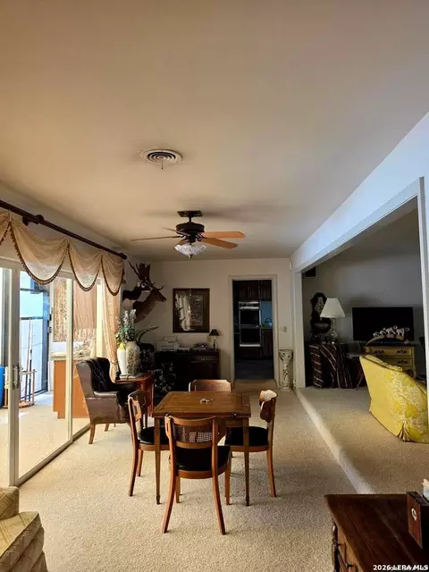 Dining - 905 Tilden, Cotulla, TX 78014 photo 1 of 4