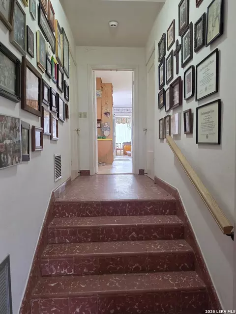 Entry Way - 905 Tilden, Cotulla, TX 78014 photo 1 of 1