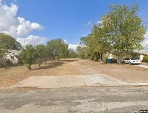 3935 Bikini Dr, San Antonio, TX 78218
