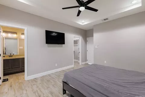 Bedroom - 3853 White Tail Dr, Eagle Pass, TX 78852 photo 2 of 4