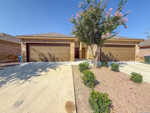334 336 Emma Dr, New Braunfels, TX 78130