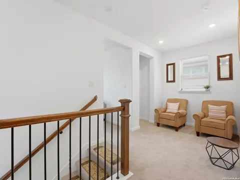 Entry Way - 9167 Devils Riv, Converse, TX 78109 photo 4 of 4