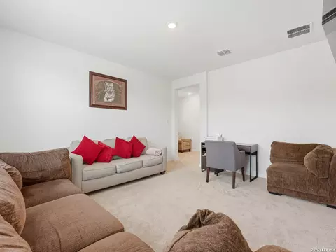 Living - 9167 Devils Riv, Converse, TX 78109 photo 5 of 5