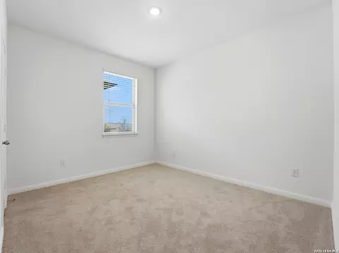 Bedroom - 9167 Devils Riv, Converse, TX 78109 photo 7 of 9