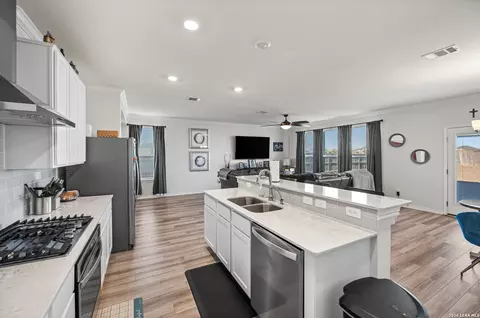 Kitchen - 5205 Nature Path, Marion, TX 78124 photo 1 of 3