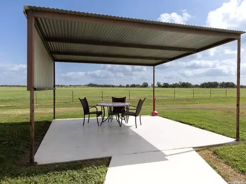 Exterior - 730 County Road 664, Devine, TX 78016 photo 7 of 12