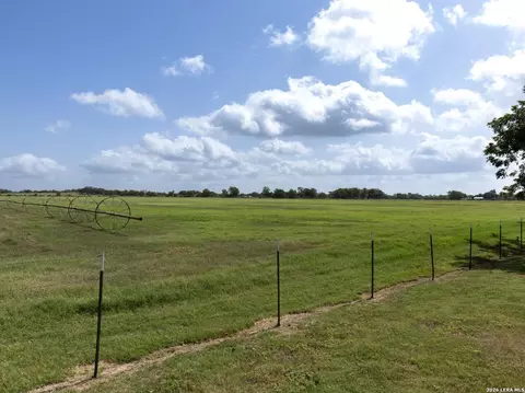 Other - 730 County Road 664, Devine, TX 78016 photo 6 of 12