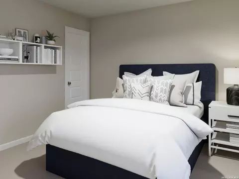 Bedroom - 11131 Luckenbach Loop, Converse, TX 78109 photo 5 of 8