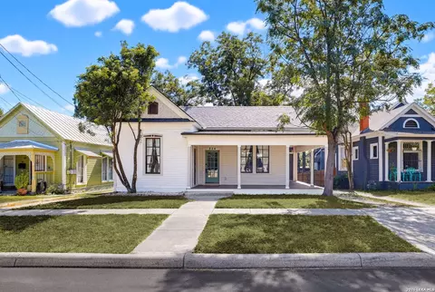 824 N Pine St, San Antonio, TX 78202