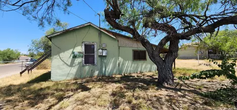 Other - 887 Austin St, Eagle Pass, TX 78852 photo 2 of 5