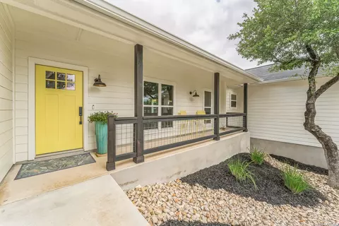 1174 Desiree St, Canyon Lake, TX 78133