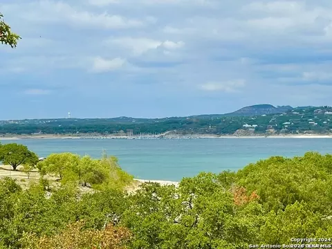 1043 Barbara Dr # A4, Canyon Lake, TX 78133