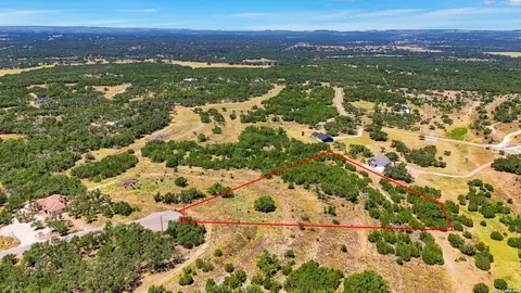 767 Tiswin Trl, Blanco, TX 78606 photo 3