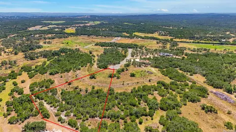 767 Tiswin Trl, Blanco, TX 78606 photo 8