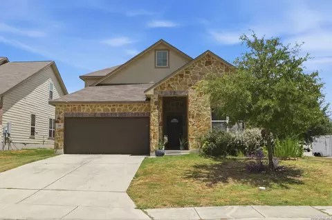 726 Gray Cloud Dr, New Braunfels, TX 78130