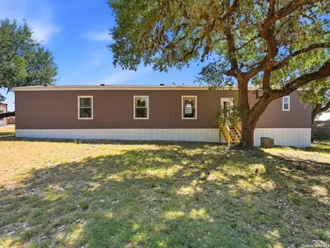 260 Private Road 1514, Bandera, TX 78003