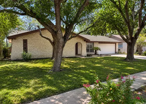 4018 Mooresfield St, San Antonio, TX 78217