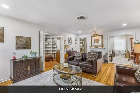 1035 Shook Ave, San Antonio, TX 78212