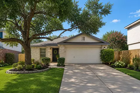 9022 Meadow Spgs, Universal City, TX 78148