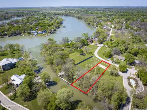 108 Cypress, Mcqueeney, TX 78123