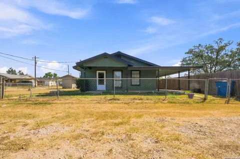Other - 216 N Tom, Poth, TX 78147 photo 10 of 10