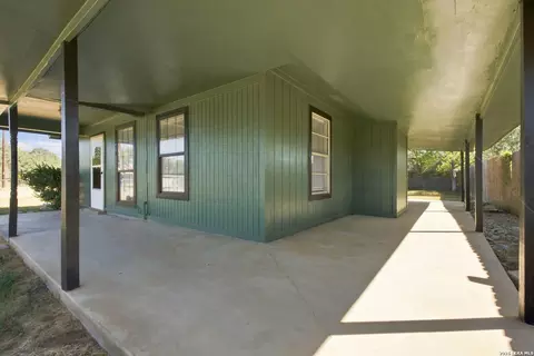 Exterior - 216 N Tom, Poth, TX 78147 photo 2 of 4