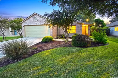 762 Pinehurst Dr, New Braunfels, TX 78130