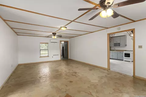 Living - 1919 Kc 3151, Junction, TX 76849 photo 6 of 6