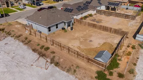 View/Area - 3043 Samuel Dr, Eagle Pass, TX 78852 photo 6 of 6
