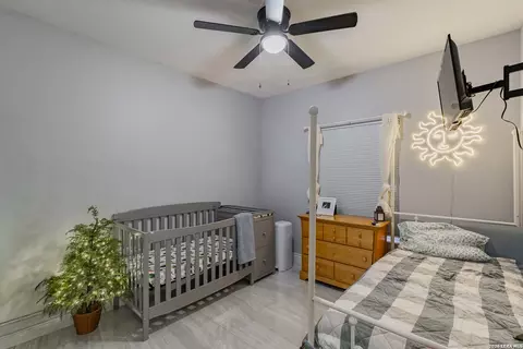 Bedroom - 3043 Samuel Dr, Eagle Pass, TX 78852 photo 6 of 7