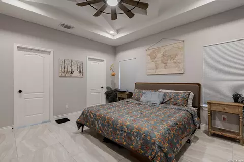 Bedroom - 3043 Samuel Dr, Eagle Pass, TX 78852 photo 2 of 7