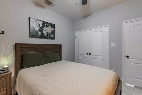 Bedroom - 3043 Samuel Dr, Eagle Pass, TX 78852 photo 5 of 7