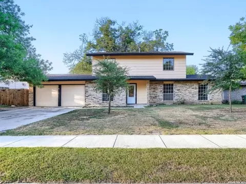 231 Meadow Path Dr, San Antonio, TX 78227
